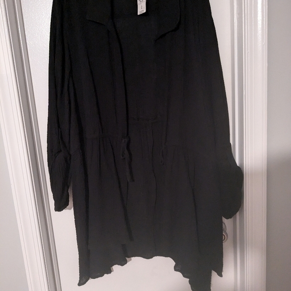 Torrid Gauze woven fabric tie waist kimono 4 - Picture 6 of 9